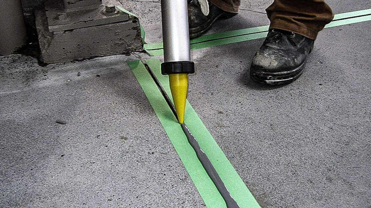 Our epoxy adhesive solutions are designed to meet a wide range of bonding needs.